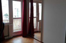 Apartament 3 camere, decomandat, balcon, in Cisnadie