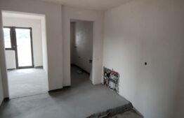 Casa de 136 mp,132 mp curte libera, Calea Cisnadiei