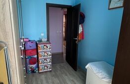 Apartament de 3 camere, 49mp, etaj intermediar, zona Gusterita