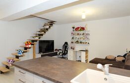 Apartament 4 camere, 94 mp, semidecomandat, in Cisnadie