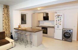 Apartament 4 camere, 94 mp, semidecomandat, in Cisnadie