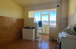 Apartament 3 camere, 68 mp, decomandat, Vasile Aron