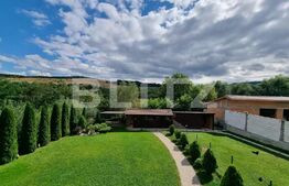 Casă superbă parte din duplex, garaj, 140 mp, în Poplaca