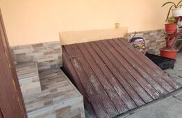 Casa de 4 camere, 1000 mp teren, in Cristian