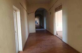 Cladire comerciala, 951 mp, teren 5000 mp, Potcoava