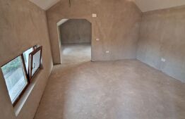 Casă de vânzare, 86 mp, zona Iancu Jianu - Olt
