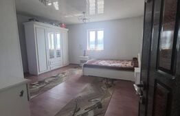 Casă în centrul Slatinei cu spațiu comercial la parter