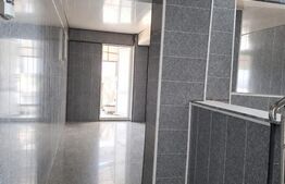 Casă în centrul Slatinei cu spațiu comercial la parter