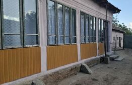Casă locuibilă cu teren 2.809 mp și anexe, la doar 20 minute de oraș
