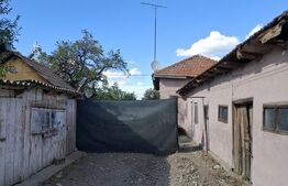 Casă locuibilă cu teren 2.809 mp și anexe, la doar 20 minute de oraș