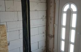 Casă 131 mp utili, 3 dormitoare, teren 450 mp, plata în rate