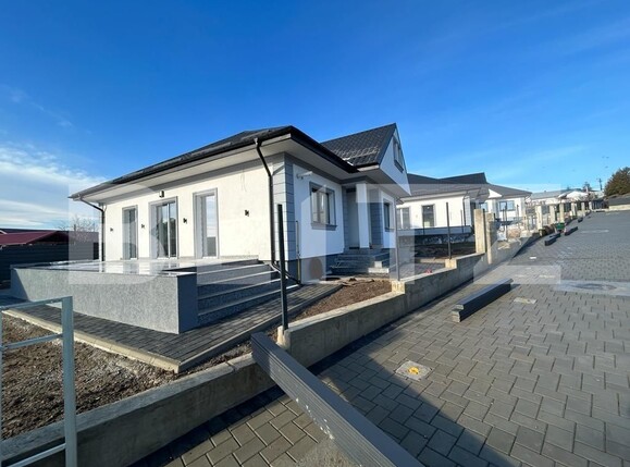 Casa de vânzare 4 camere Burdujeni - 104505CV | BLITZ Suceava | Poza2