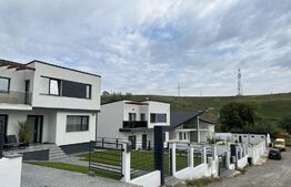 Casa de vanzare, 120 mp utili, teren cu 430 mp, Bulai