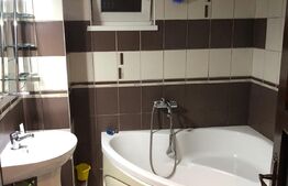 Apartament 3 camere, etaj intermediar, 2 bai, zona Obcini
