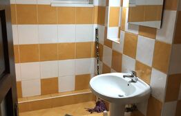 Apartament 3 camere, etaj intermediar, 2 bai, zona Obcini