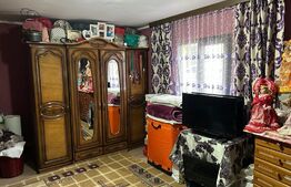 Oportunitate investitie pentru dezvoltatori! Casa individuala 80mp+ anexa 90mp,600 mp teren Obcini