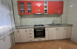 Apartament decomandat cu 4 camere, 80mp, etaj intermediar, zona Burdujeni