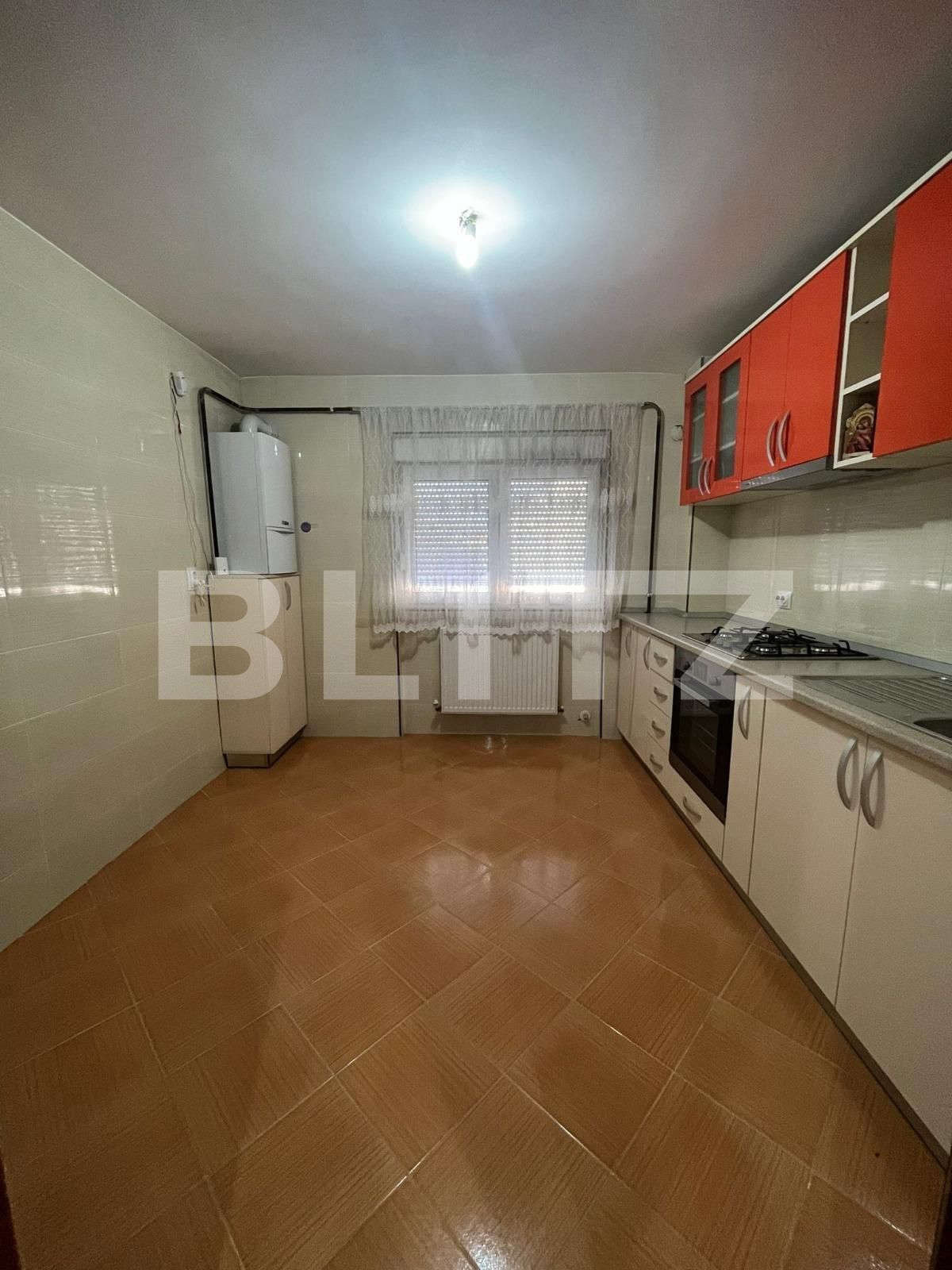 Apartament de vânzare 4 camere Burdujeni - 107294AV | BLITZ Suceava | Poza3