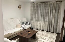Apartament de 3 camere, 70mp, balcon, etaj intermediar, zona centrala