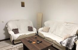 Apartament de 3 camere, 70mp, balcon, etaj intermediar, zona centrala