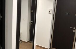 Apartament de 3 camere, 70mp, balcon, etaj intermediar, zona centrala