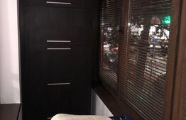 Apartament de 3 camere, 70mp, balcon, etaj intermediar, zona centrala