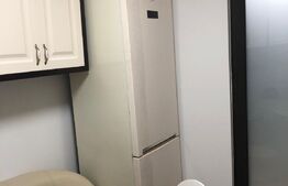 Apartament de 3 camere, 70mp, balcon, etaj intermediar, zona centrala