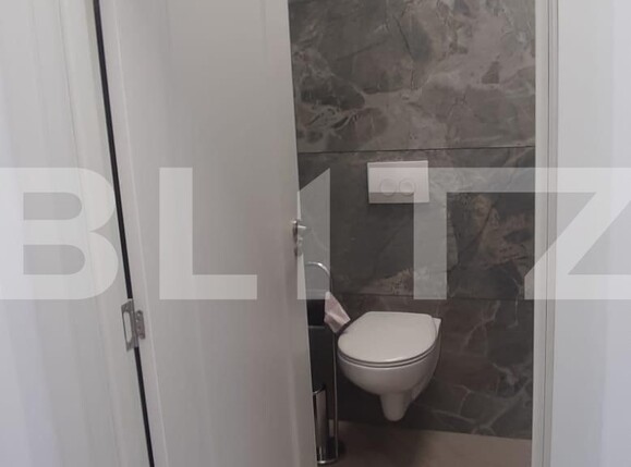 Spațiu comercial de închiriat Central - 109036SIC | BLITZ Suceava | Poza8