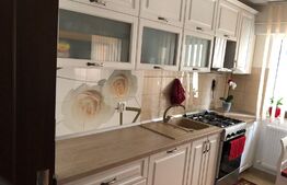 Apartament 3 camere, etaj intermediar, cu parcare, in zona Burdujeni