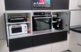 Casa 5 camere, 430mp, Scheia