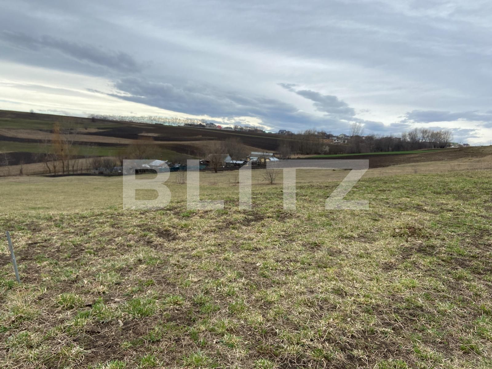 Teren de vânzare Vest - 110958TV | BLITZ Suceava | Poza4