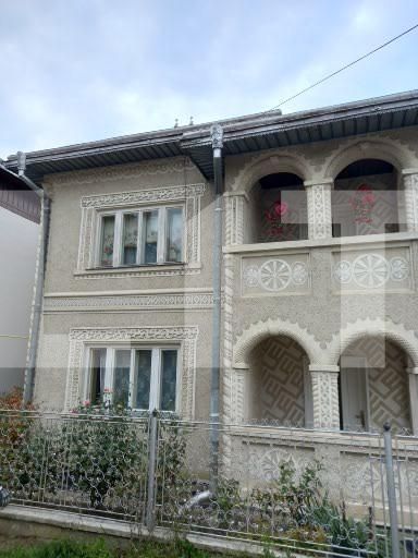 Casa de vânzare 4 camere Gura Humorului - 111058CV | BLITZ Suceava | Poza2