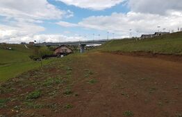 Teren intravilan 5300 mp, pretabil pentru construirea de hale sau duplex, zona Sf. Ilie-Moara