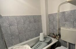 Garsoniera 19 mp, decomandata, cu balcon, zona Catedrala