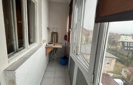 Garsoniera 19 mp, decomandata, cu balcon, zona Catedrala