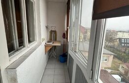 Garsoniera 19 mp, decomandata, cu balcon, zona Catedrala