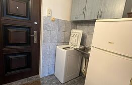 Garsoniera 19 mp, decomandata, cu balcon, zona Catedrala