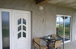 Casa spatioasa cu 1000 mp de teren in Ilisesti