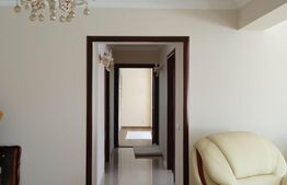 Casa cu 14 camere si teren de 1080 in Moara zona Galeria