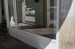 Spatiu comercial cu vitrina, 20 mp, văd pietonal, zona Centrală