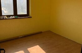 Apartament 3 camere, decomandat, 68 mp, zona Cuza Voda 3
