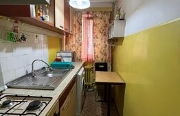 Apartament 3 camere, 50mp, etaj intermediar, semidecomandat, zona Universitate