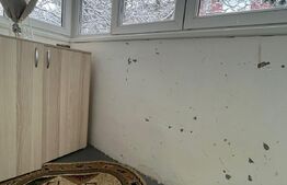 Apartament 3 camere, 50mp, etaj intermediar, semidecomandat, zona Universitate