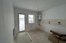 Casă individuală 7camere, suprafață de 120 mp utili, 335 mp teren și garaj, zona Ipotești