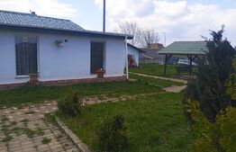 Casa la parter in Sf Ilie Nou cu 900 mp teren