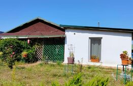 Casa la parter in Sf Ilie Nou cu 900 mp teren