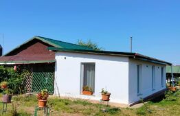 Casa la parter in Sf Ilie Nou cu 900 mp teren