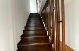 Ocazie! Casă individuală, 3 dormitoare, 375mp, teren plus garaj, zona Burdujeni