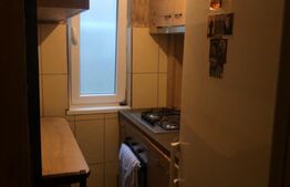Apartament cu 2 camere, decomandat, zona Marasesti