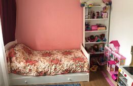 Apartament spatios cu 3 camere, decomandat, 67 mp, zona Marasesti